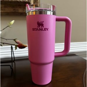 China Heartbeat Pink 30oz with Valentine Box